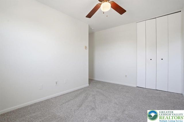 21 Madison Lane, Whitehall Twp, PA 18052