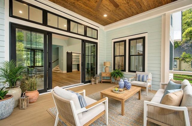 5197 Stablegate Lane, Hollywood, SC 29449