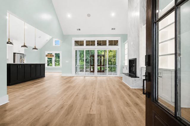 5197 Stablegate Lane, Hollywood, SC 29449