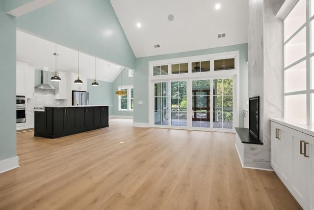 5197 Stablegate Lane, Hollywood, SC 29449