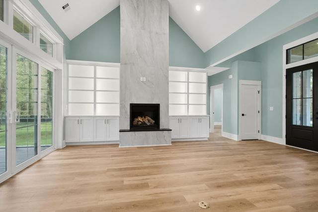 5197 Stablegate Lane, Hollywood, SC 29449
