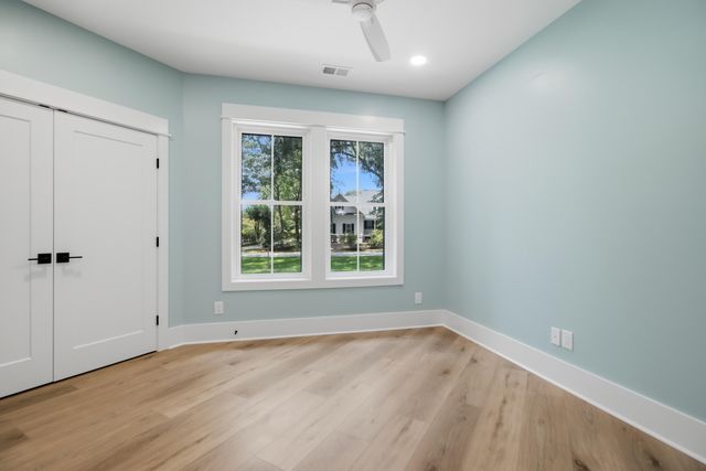 5197 Stablegate Lane, Hollywood, SC 29449
