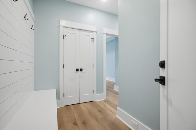5197 Stablegate Lane, Hollywood, SC 29449