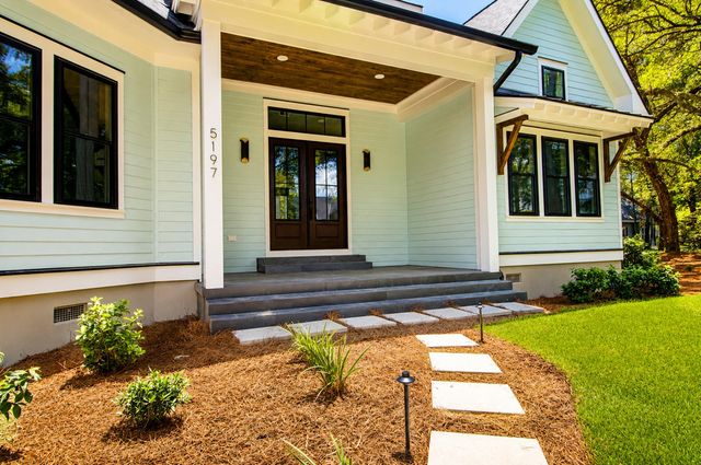 5197 Stablegate Lane, Hollywood, SC 29449