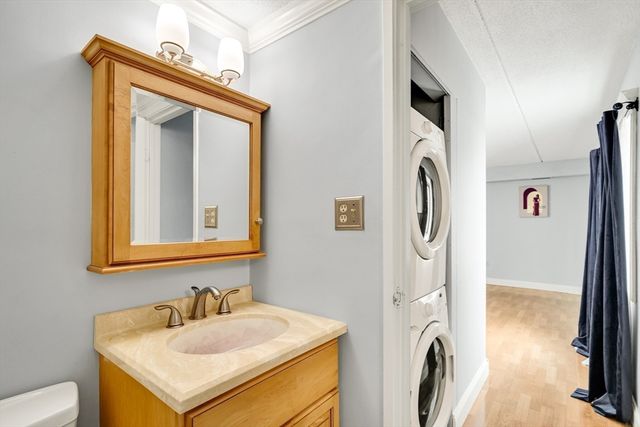 111 Devir 204, Malden, MA 02148