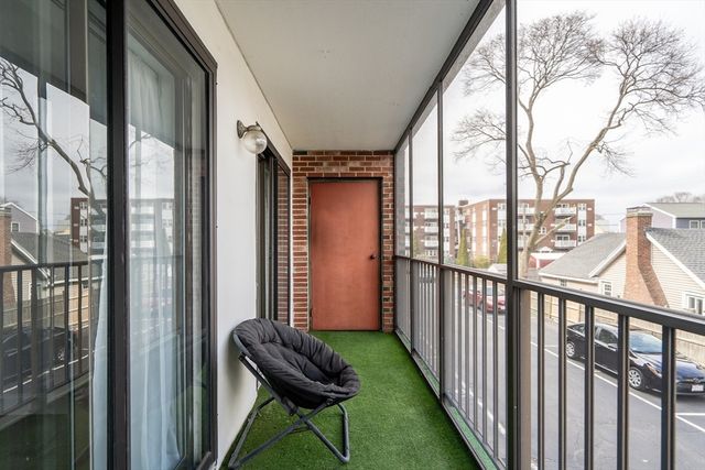 111 Devir 204, Malden, MA 02148