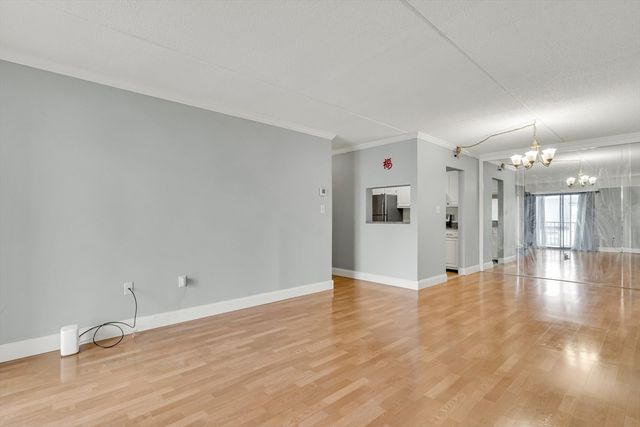 111 Devir 204, Malden, MA 02148