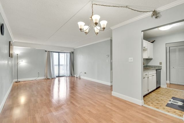 111 Devir 204, Malden, MA 02148