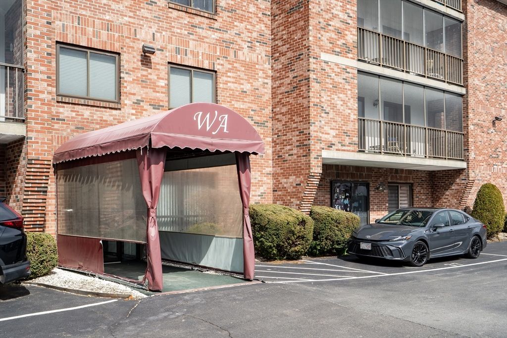 111 Devir 204, Malden, MA 02148