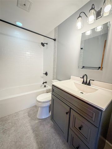 204 Bluegrass Drive, Twp Of But Se, PA 16001