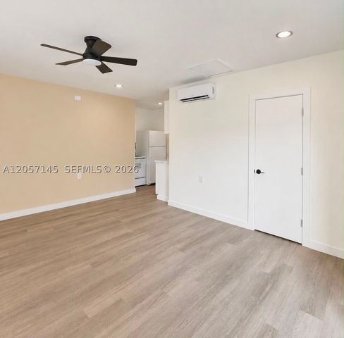 1461 NE 56th St 1-3, Fort Lauderdale, FL 33334