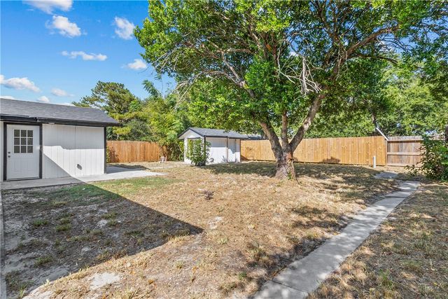 3317 Otranto Dr, Corpus Christi, TX 78418