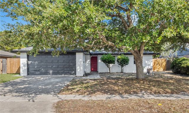 3317 Otranto Dr, Corpus Christi, TX 78418