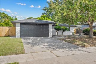 3317 Otranto Dr, Corpus Christi, TX 78418