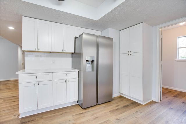 605 Jeff Davis Court, Conroe, TX 77302