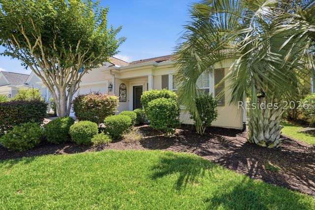 27 Candlelight Ln, Bluffton, SC 29909
