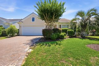 27 Candlelight Ln, Bluffton, SC 29909
