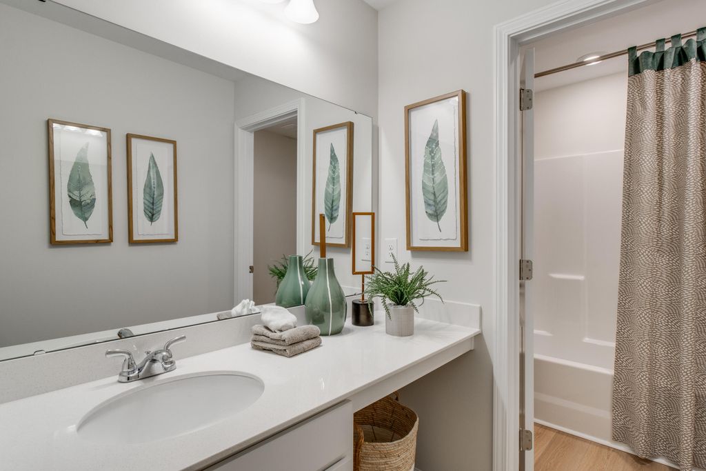 Image 23 of property listing at 109 Old Creek Court, Goose Creek, SC 29445