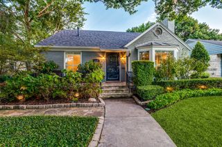 2318 Barberry Drive, Dallas, TX 75211