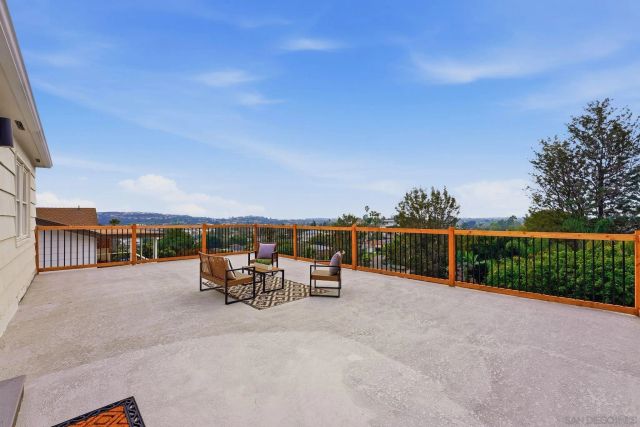 4800 Lee Ave, La Mesa, CA 91942