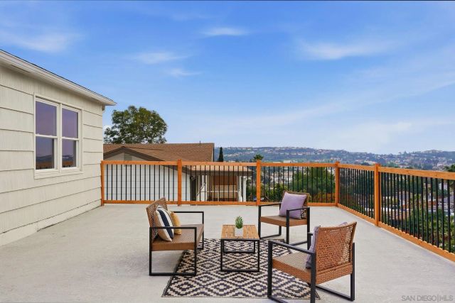 4800 Lee Ave, La Mesa, CA 91942