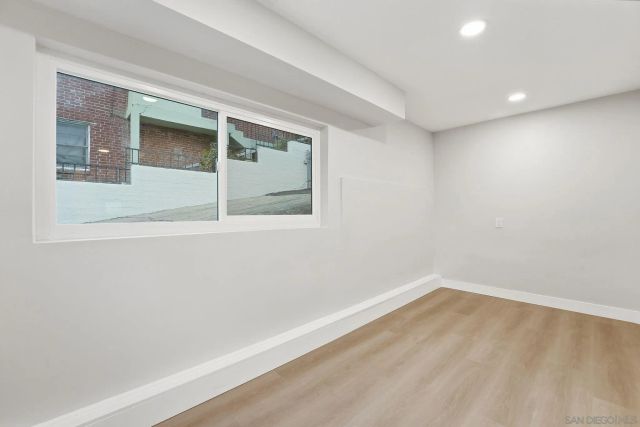 4800 Lee Ave, La Mesa, CA 91942