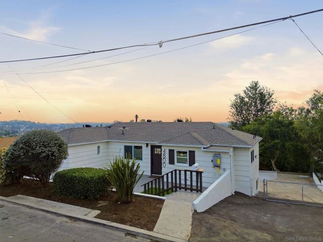 4800 Lee Ave, La Mesa, CA 91942
