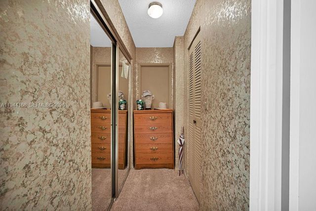 7135 Collins Ave 435, Miami Beach, FL 33141