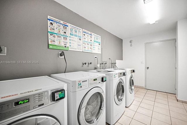 7135 Collins Ave 435, Miami Beach, FL 33141