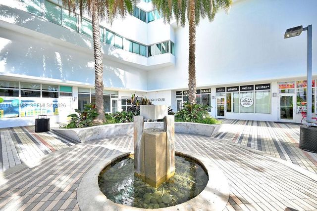 7135 Collins Ave 435, Miami Beach, FL 33141