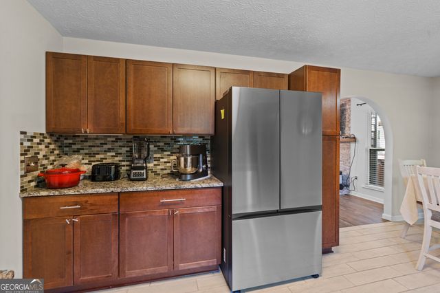 1768 Floye Drive, Loganville, GA 30052