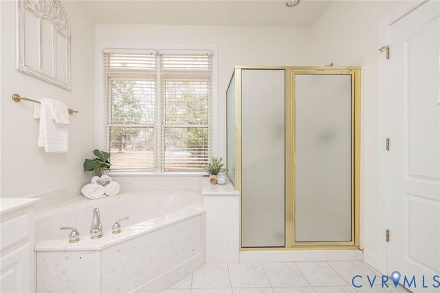 5713 Promontory Pl, Midlothian, VA 23112