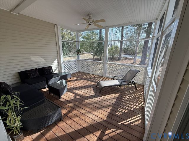 5713 Promontory Pl, Midlothian, VA 23112