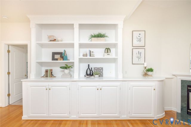 5713 Promontory Pl, Midlothian, VA 23112