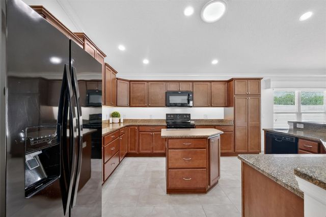 2873 CHARLEVOIX STREET, The Villages, FL 32163