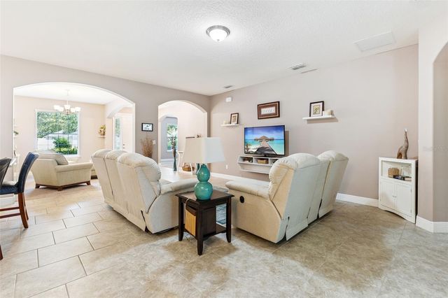 280 MAGNETA LOOP, Auburndale, FL 33823