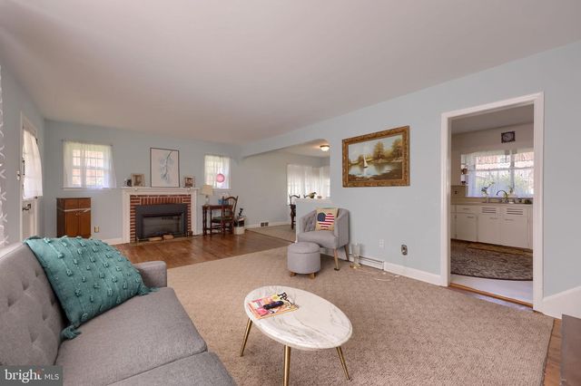 812 BRIGHTON AVE, Reading, PA 19606