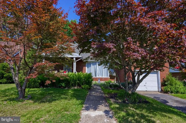 812 BRIGHTON AVE, Reading, PA 19606