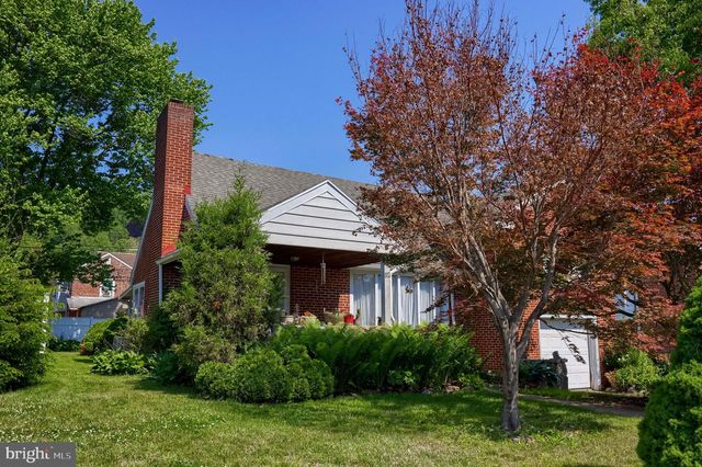812 BRIGHTON AVE, Reading, PA 19606