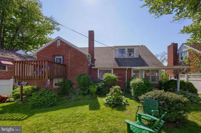 812 BRIGHTON AVE, Reading, PA 19606