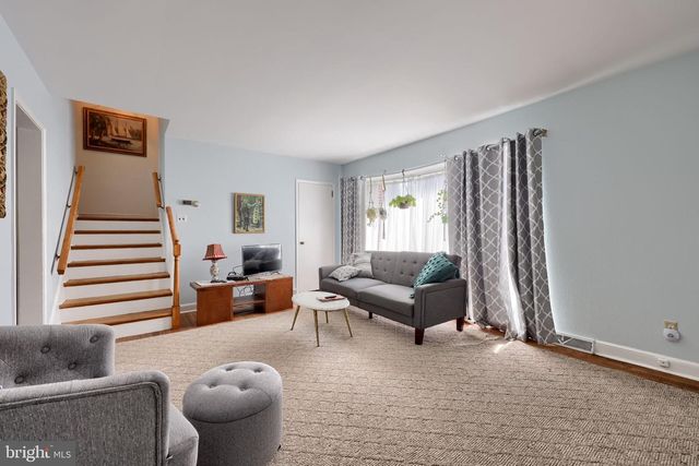 812 BRIGHTON AVE, Reading, PA 19606