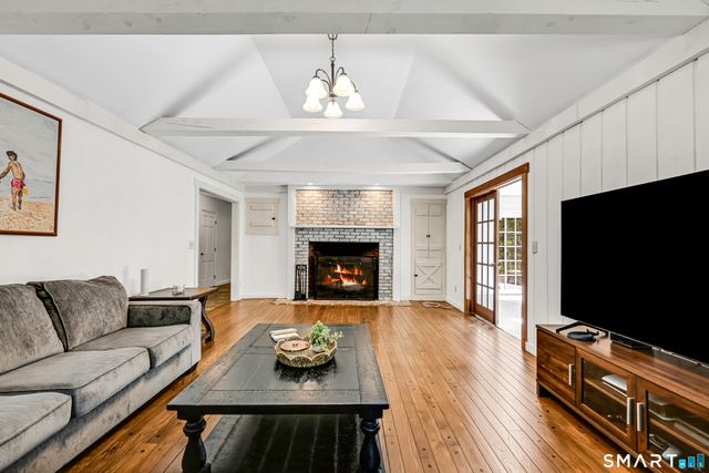 75 Great Ring Road, Newtown, CT 06482