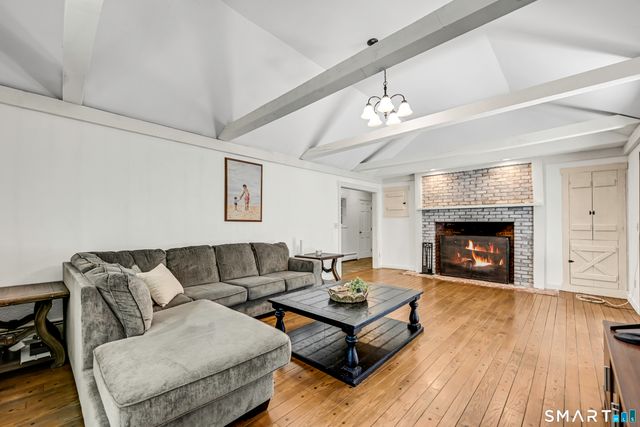 75 Great Ring Road, Newtown, CT 06482