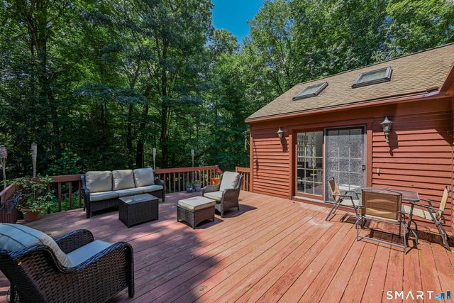 75 Great Ring Road, Newtown, CT 06482
