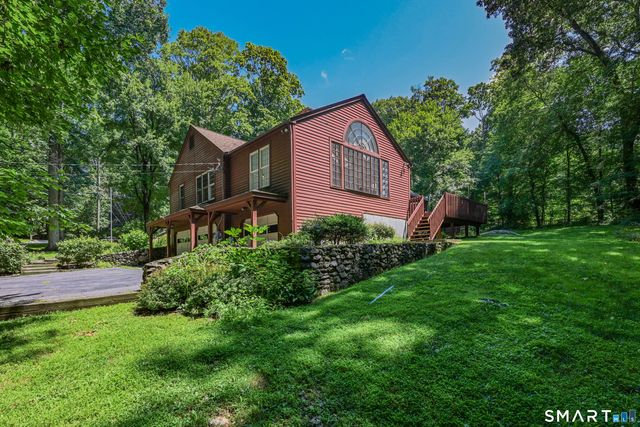75 Great Ring Road, Newtown, CT 06482