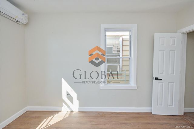 762 E 221st Street, Bronx, NY 10467