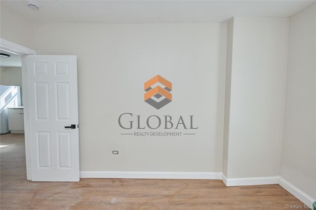 762 E 221st Street, Bronx, NY 10467