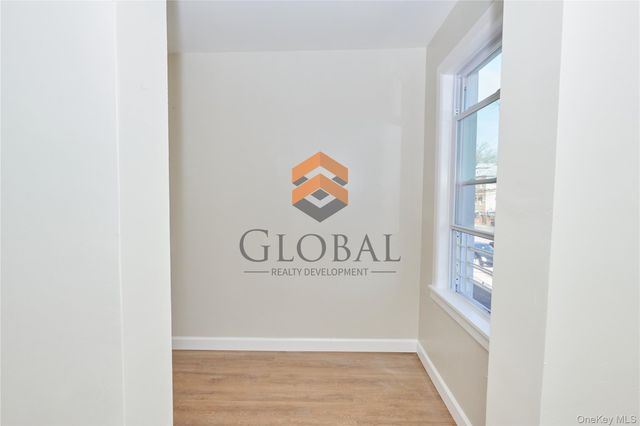 762 E 221st Street, Bronx, NY 10467