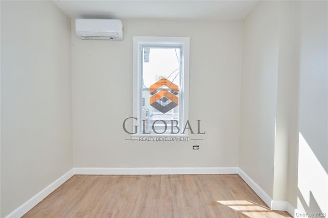 762 E 221st Street, Bronx, NY 10467