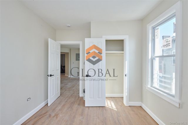 762 E 221st Street, Bronx, NY 10467